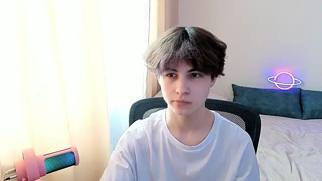  LukaHayes  online show from March 29, 12:27 pm