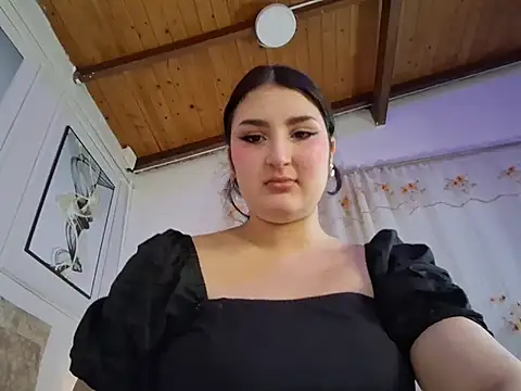 Snapshot of zoe_moon__ chatting on June 13, 12:47 pm zoe moon online show from June 13, 12:47 pm