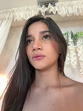 AlessiaVallmont online show from March 14, 10:04 pm