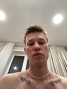 jelisiven online show from April 11, 3:27 pm