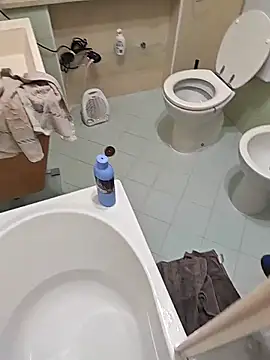 Snapshot of Galizio14 chatting on February 21, 5:14 pm Galizio14 online show from February 21, 5:14 pm