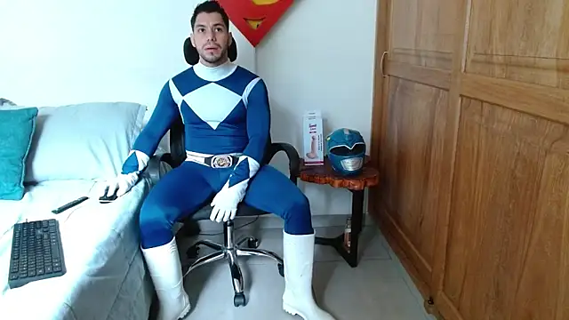 Snapshot of axellblue chatting on February 20, 1:22 pm axellblue online show from February 20, 1:22 pm