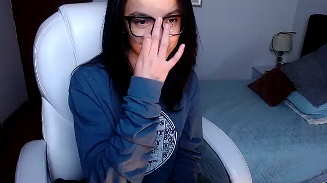 Snapshot of mailin_777 chatting on February 18, 1:01 am mailin 777 online show from February 18, 1:01 am