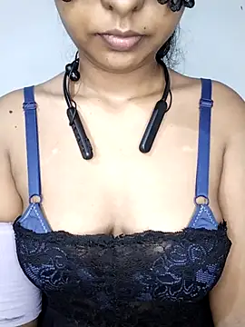 Snapshot of ASHANYA_JAYASOORIYA chatting on April 26, 2:53 am ASHANYA JAYASOORIYA online show from April 26, 2:53 am