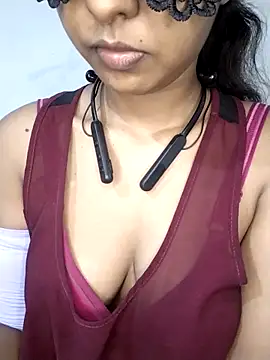 Snapshot of ASHANYA_JAYASOORIYA chatting on May 14, 7:37 am ASHANYA JAYASOORIYA online show from May 14, 7:37 am