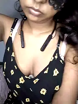 Snapshot of ASHANYA_JAYASOORIYA chatting on May 21, 8:54 am ASHANYA JAYASOORIYA online show from May 21, 8:54 am