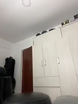 Snapshot of katasanz chatting on February 18, 10:44 am katasanz online show from February 18, 10:44 am