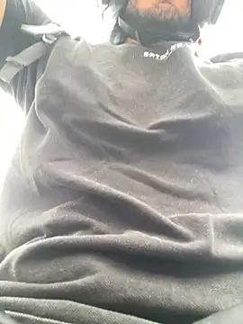 Snapshot of katasanz chatting on February 19, 2:46 pm katasanz online show from February 19, 2:46 pm