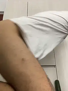 Snapshot of katasanz chatting on February 24, 1:36 am katasanz online show from February 24, 1:36 am