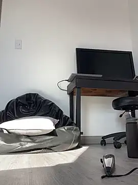 Snapshot of katasanz chatting on March 14, 1:27 pm katasanz online show from March 14, 1:27 pm