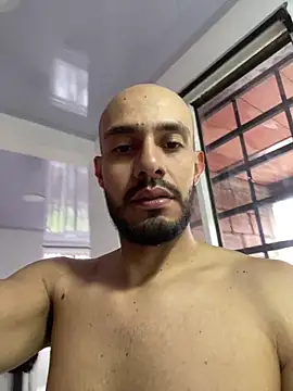 Snapshot of katasanz chatting on March 18, 12:52 pm katasanz online show from March 18, 12:52 pm