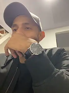 Snapshot of katasanz chatting on March 21, 3:44 am katasanz online show from March 21, 3:44 am