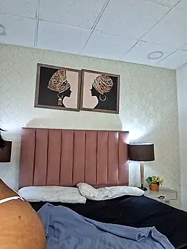 Snapshot of SweetMilie_gh chatting on March 3, 3:23 am SweetMilie gh online show from March 3, 3:23 am