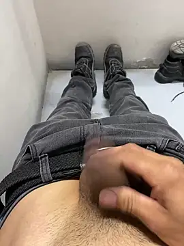 Elmanc online show from March 22, 1:25 pm