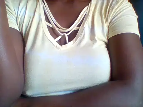 Snapshot of zee66658 chatting on June 19, 10:52 am zee66658 online show from June 19, 10:52 am
