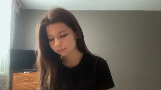 Snapshot of LunnaBliss chatting on February 28, 7:20 am LunnaBliss online show from February 28, 7:20 am