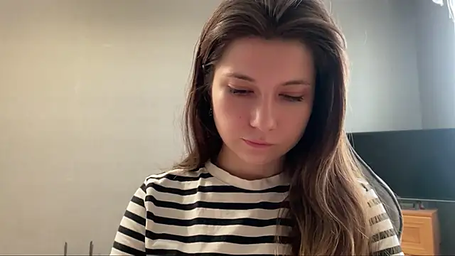LunnaBliss online show from May 22, 3:17 pm