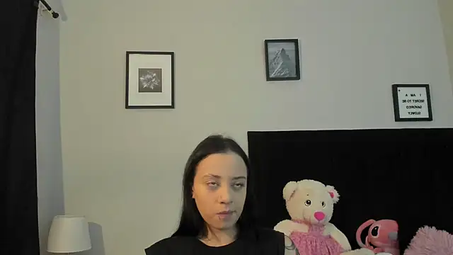 Snapshot of sabbrand0111 chatting on February 23, 7:11 pm sabbrand0111 online show from February 23, 7:11 pm