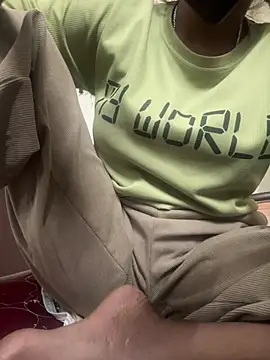 meenu cuties online show from April 16, 7:58 pm