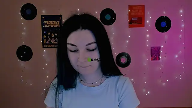 Snapshot of olivia_rage chatting on February 23, 9:17 am olivia rage online show from February 23, 9:17 am