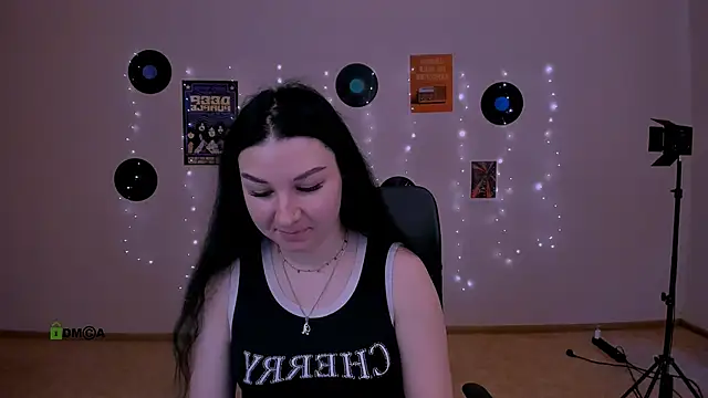 Snapshot of olivia_rage chatting on February 25, 9:30 am olivia rage online show from February 25, 9:30 am