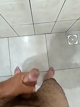 afindeprazer online show from April 20, 9:49 pm