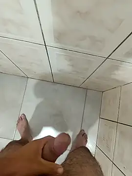 afindeprazer online show from April 24, 8:39 am