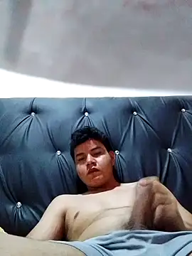 Snapshot of osito19cm chatting on February 19, 2:29 am osito19cm online show from February 19, 2:29 am