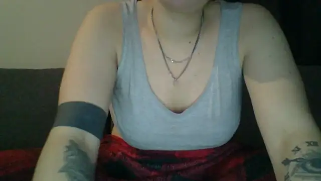 Snapshot of Geileboef28 chatting on February 22, 7:01 pm Geileboef28 online show from February 22, 7:01 pm