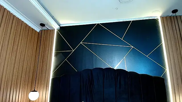 Snapshot of MoriahStorm chatting on February 23, 12:13 pm MoriahStorm online show from February 23, 12:13 pm