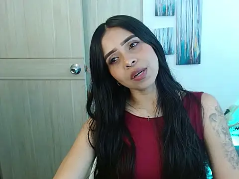 Snapshot of Pauliha chatting on February 26, 4:50 pm Pauliha online show from February 26, 4:50 pm