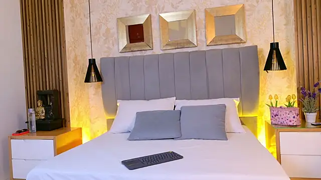 Lorenn Sweet online show from March 17, 11:57 am