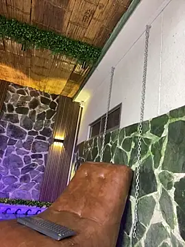 Lorenn Sweet online show from March 26, 1:17 pm