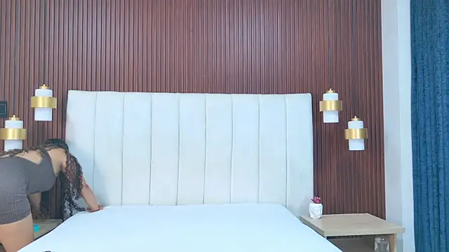 Lorenn Sweet online show from April 14, 12:22 pm