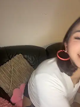 Snapshot of Selin_xoxo chatting on February 26, 7:24 pm Selin xoxo online show from February 26, 7:24 pm