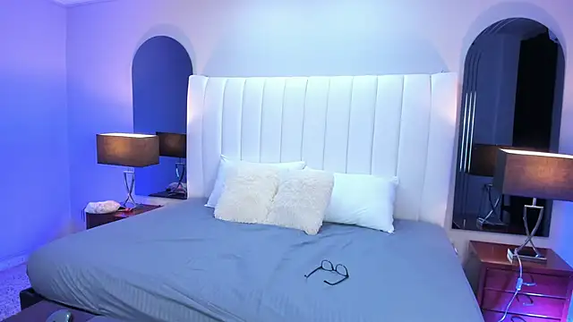 Snapshot of Nate_cooper chatting on March 2, 12:01 pm Nate cooper online show from March 2, 12:01 pm