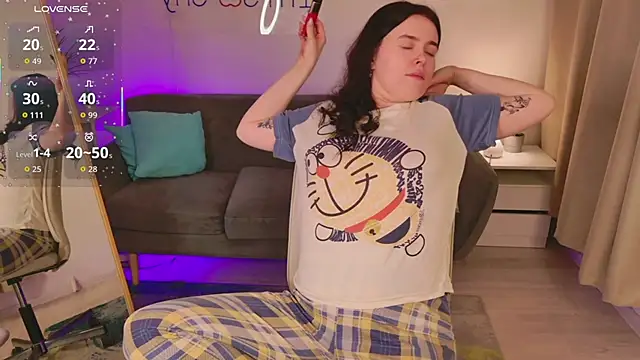 JustMira online show from May 10, 11:10 pm