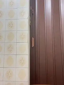 litlleboyeus online show from February 18, 6:59 pm