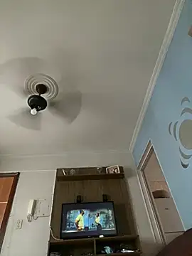 litlleboyeus online show from February 19, 9:49 am