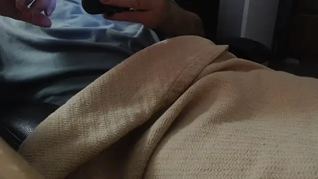 Snapshot of Nolan167 chatting on April 2, 1:03 am Nolan167 online show from April 2, 1:03 am