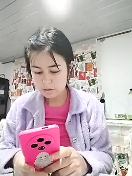 Snapshot of CandyyLove69 chatting on February 26, 2:32 am CandyyLove69 online show from February 26, 2:32 am