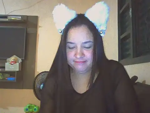 Snapshot of Rebequinha30 chatting on February 24, 6:44 am Rebequinha30 online show from February 24, 6:44 am