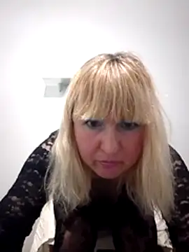 Snapshot of -Nefertiti- chatting on February 19, 4:08 am -Nefertiti- online show from February 19, 4:08 am