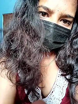 Snapshot of Sumaya-Reddy chatting on February 26, 8:24 am Sumaya-Reddy online show from February 26, 8:24 am