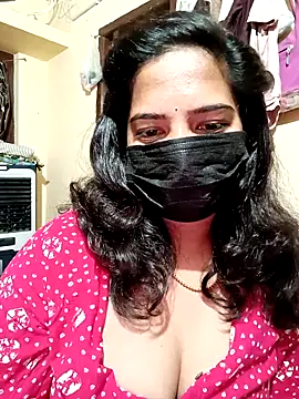 Snapshot of Sumaya-Reddy chatting on March 2, 1:29 pm Sumaya-Reddy online show from March 2, 1:29 pm