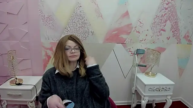 Vella sripes online show from February 20, 10:05 am