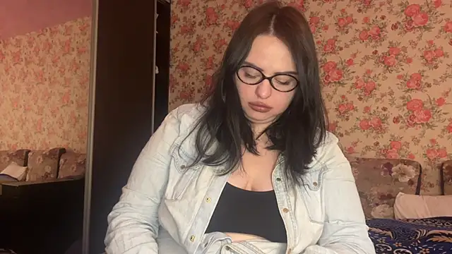 CherylEdwards online show from March 28, 10:59 am