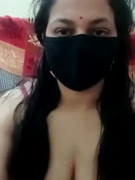 Snapshot of Desi_Heat_Couple chatting on February 26, 6:34 am Desi Heat Couple online show from February 26, 6:34 am