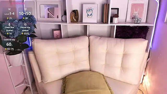 Snapshot of Irina_Alekseeva chatting on May 7, 7:08 pm Irina Alekseeva online show from May 7, 7:08 pm