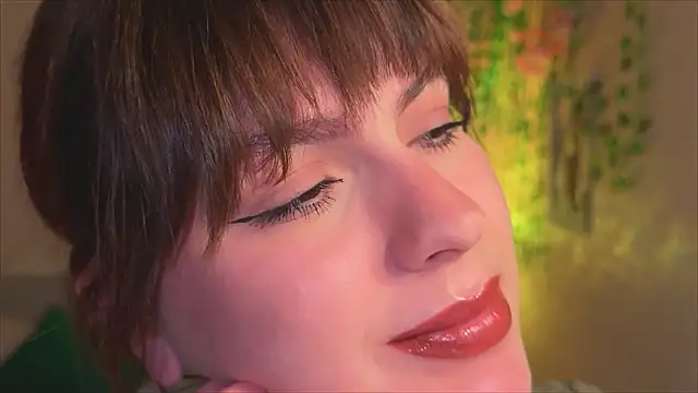 Snapshot of rinamandarina chatting on March 22, 6:55 pm rinamandarina online show from March 22, 6:55 pm